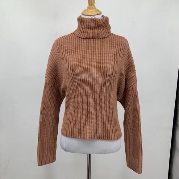 Abercrombie & Fitch Sweater Womens XS Extra Small Wheat Turtleneck Crop Ribbed - Picture 2 of 12